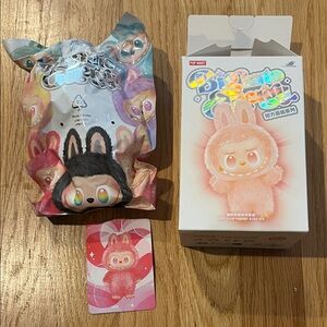 Popmart Labubu Big Into Energy - Love